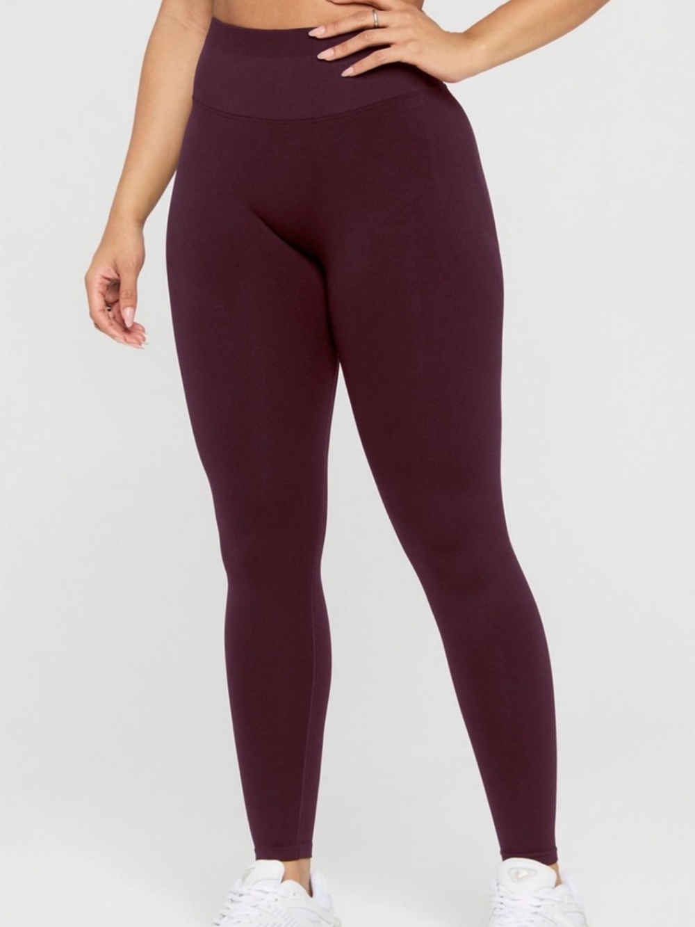 Fabletics By Khloe Seamless Scrunch HR Legging - Picture 2 of 7